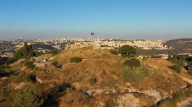Castel Ulusal Parkı, Hava, İsrail 'in arkasındaki Kudüs Manzarası