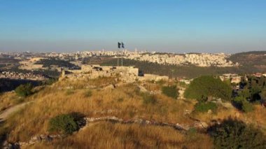 Castel Ulusal Parkı, Hava, İsrail 'in arkasındaki Kudüs Manzarası