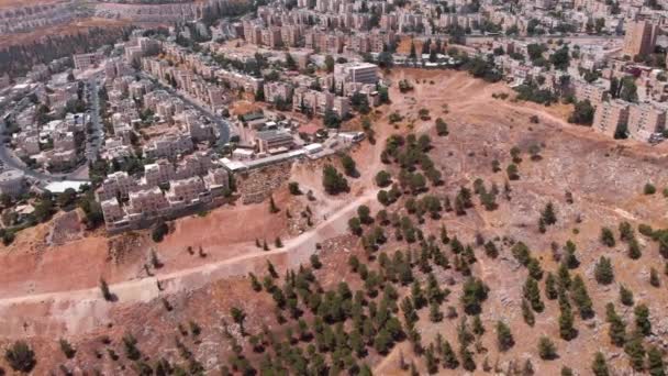 Pisgat Zeev周辺エリア空撮イスラエルのPisgat Zeev周辺のドローン映像 — ストック動画