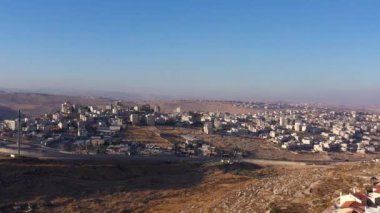 Idf Askeri Kontrol Noktası ile Filistin Hizma Kasabası, Kuzey Kudüs 'teki Güvenlik Duvarı ile çevrili