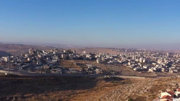 Palästina Hizma Stadt Mit Militärischem Kontrollpunkt Idf Luftbildhizma Stadt Umgeben — Stockvideo