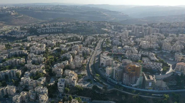 Kudüs Ortodoks mahallesi Ramot Alon Havacılık İHA görüntüsü İsrail 'in kuzeybatı Kudüs' teki yerleşiminin görüntüsü