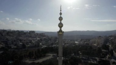 Kudüs 'teki Altın Cami Kulesi, Filistinli Müslüman Camii Mescid aldaoa, Beyt Hanina, Drone 