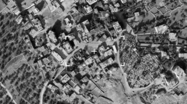  Terörist evine hava saldırısı, İHA saldırısı Orta Doğu bombardıman hedefi olan köyde İHA görüntüsü