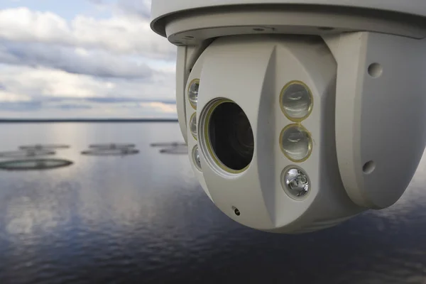 kıyı bölgelerinde kamu düzenini korumak için video gözetim sistemleri kullanma kavramı