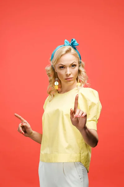 Serious Blonde Woman Looking Camera Pointing Fingers Red — Stock Photo, Image