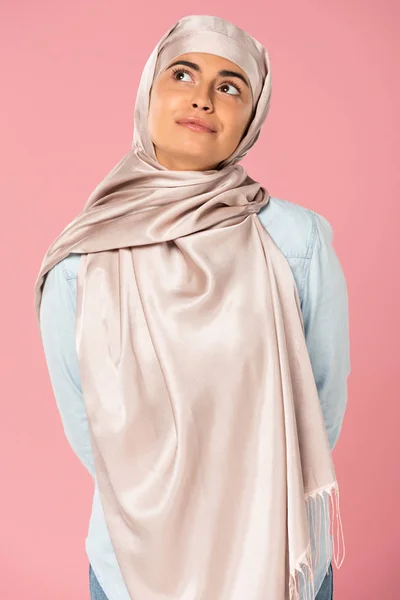 Attractive Dreamy Muslim Woman Hijab Isolated Pink — Stock Photo, Image