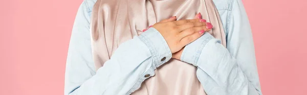 Cropped View Muslim Girl Holding Hands Heart Isolated Pink — Stock Photo, Image