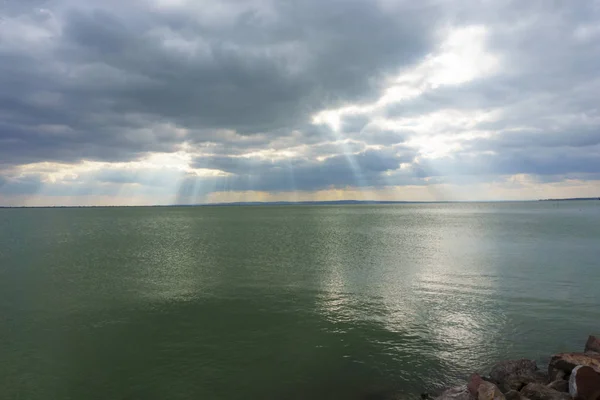 Balaton sessiz sakin resimleri. Macaristan