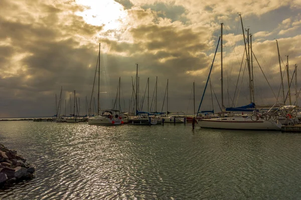 Balaton sessiz sakin resimleri. Macaristan