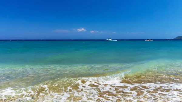 Rodos Adası Ixia plaj manzarası