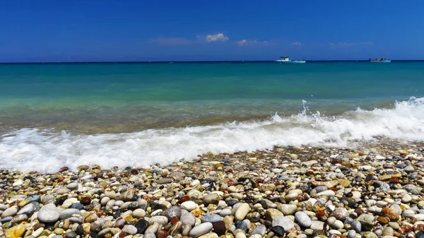 Rodos Adası Ixia plaj manzarası