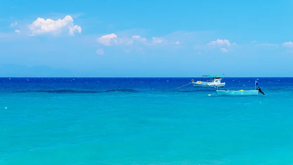 Rodos Adası Ixia plaj manzarası