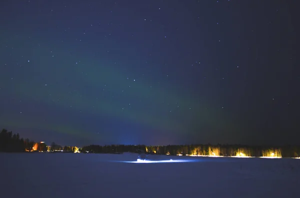별이 빛나는 북부 빛 — 스톡 사진