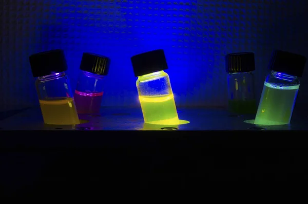 Multiple colourful light induced catalyst photochemical reaction — Stock Photo, Image