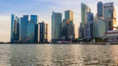singapur akşam ve arka ışık