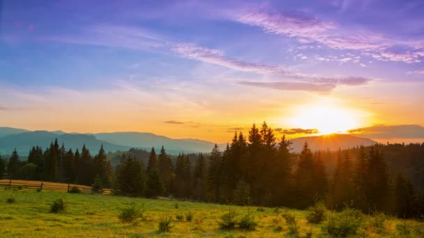 Coucher Soleil Sur Clairière Montagne — Video