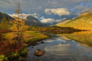 Magadan bölgesi, Kolyma, Görünmez göl
