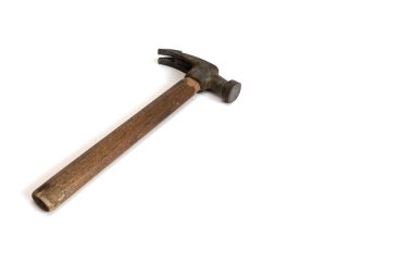 İnşaat kavramı arka plan beyaz arka plan üzerinde çekiç aracı izole