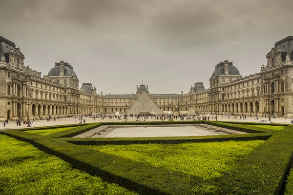 Paris France 2014 Fachada Museu Louvre Paris França — Fotografia de Stock