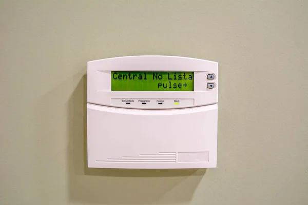 System Alarmowy Umieszczone Ścianie Wnętrza Domu — Zdjęcie stockowe