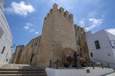 Vejer de la Frontera, Endülüs, İspanya, Temmuz 2017: kale duvarı siperlerden Vejer de la Frontera Andalucia parçası