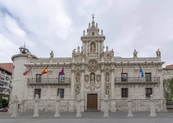 Valladolid Spanyolország Április 2018 Barokk Homlokzatán Egyetem Épület Valladolid Spanyolország — Stock Fotó