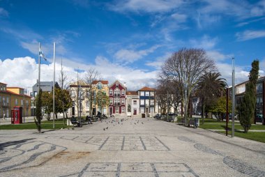 Povoa de Varzim, Portekiz, Nisan 2013: kare Almada şehir Povoa de Varzim Portekiz merkezi