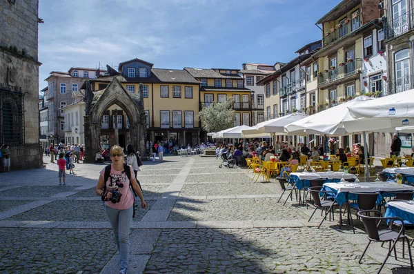 Saint Tiago kare ana meydanın tarihi merkezi Gu olduğunu