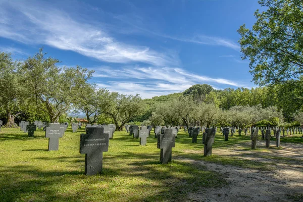 Cuacos Yuste Caceres Spagna Aprile 2015 Cimitero Militare Situato Vicino — Foto Stock