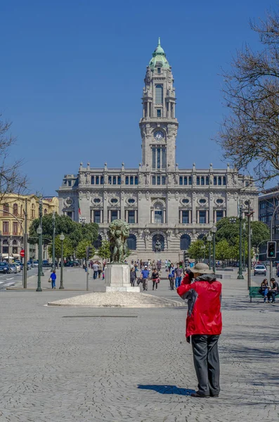 Porto Portugal April 2014 Tourist Fotografiert Das Rathaus Von Porto — Stockfoto