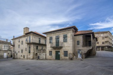 Pontevedra, Galiçya, İspanya; Eylül 2018: Canan Monteagudo binanın cephe evler Pontevedra Şehir Müzesi