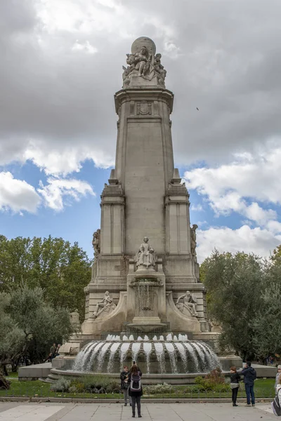 Madrid Spanien November 2018 Denkmal Für Den Schriftsteller Miguel Cervantes — Stockfoto