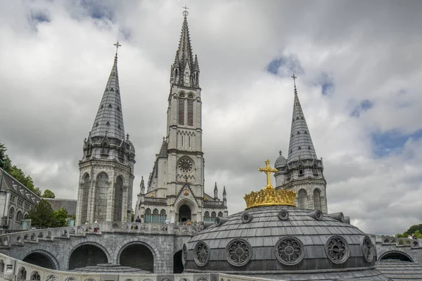 Lourdes Midi Pyrenees França Junho 2015 Basílica Nossa Senhora Lourdes — Fotografia de Stock