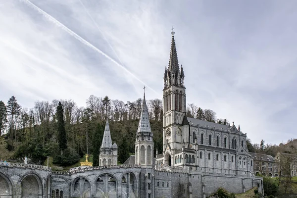 Lourdes Francja Kwietnia 2018 Pielgrzymka Lourdes Zdarza Się Roku Maju — Zdjęcie stockowe