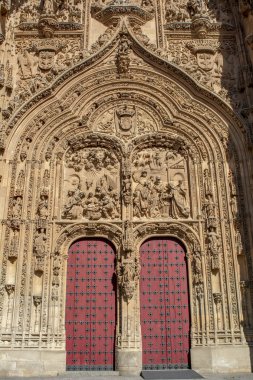Salamanca, İspanya; Temmuz 2018: gösterişli gotic syle Salamanca şehrin tarihi merkezinde katedralin İsa'nın doğuşu sahnede