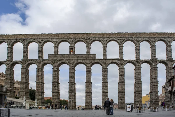 Segovia Spanien Mars 2015 Antika Romerska Akvedukten Ligger Centrum Segovia — Stockfoto