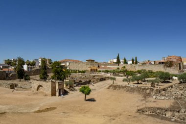 Merida, Badajoz, İspanya; Mayıs 2015: eski Arap Alcazaba Merida, arkeolojik sit Unesco Dünya Mirası olan kalıntıları.