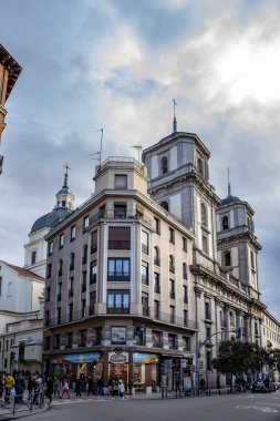 Madrid, İspanya - Şubat, 2019: Kraliyet Collegiate Kilisesi San Isidro ve Our Lady iyi danışmanlık