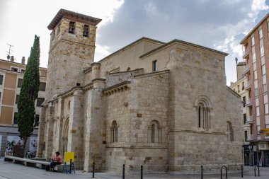 Zamora, İspanya; Ağustos, 2018: Santiago del Burgo Center'da Zamora tarihi Romanesk kilise