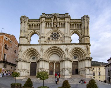 Cuenca, İspanya, Şubat 2017: Cuenca İspanya Gotik Katedrali Grace Our Lady Bazilikası'adı verilen