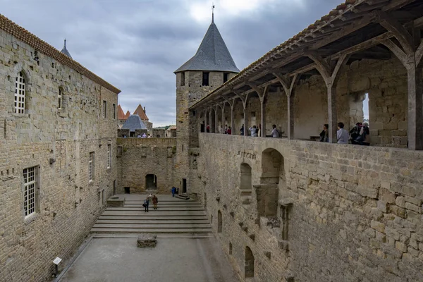 Carcasona Francia Junio 2015 Vista Los Turistas Que Visitan Castillo — Foto de Stock