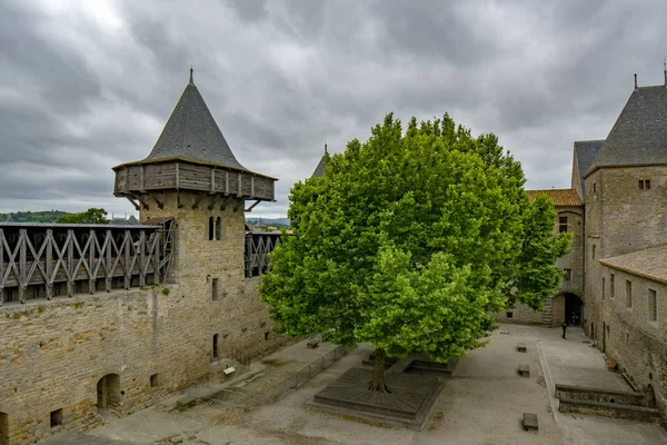 Carcasona Francia Junio 2015 Vista Los Turistas Que Visitan Castillo — Foto de Stock