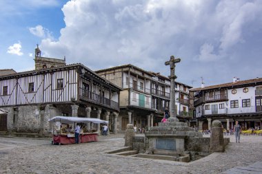 Alberca, Salamanca, İspanya; Haziran 2017: Main Square ve Binalar, ortaçağ köyü, La Alberca Salamanca il
