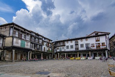 Alberca, Salamanca, İspanya; Haziran 2017: Main Square ve Binalar, ortaçağ köyü, La Alberca Salamanca il