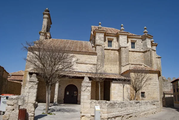 Vedute della Chiesa Nuestra Senora de la Asuncion nel piccolo Uruena — Foto Stock