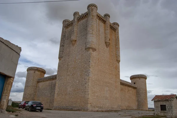 Hrad v Torrelobaton, Valladolid — Stock fotografie