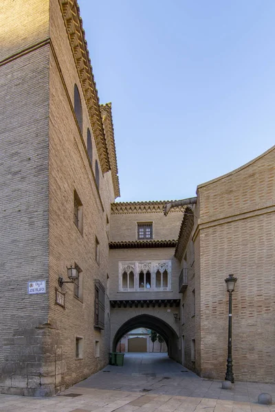 Passageways between the Cathedral and the Episcopal Palace in Zaragoza — Stock Photo, Image
