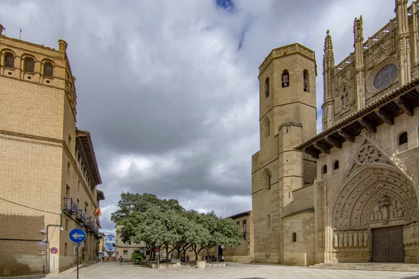 Square and Cathedral of Saint Mary Huesca — Stock Photo, Image