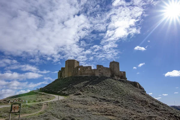 Монтеарагон замок в Huesca — стокове фото